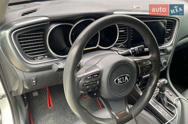 Седан Kia K5 2014 в 
