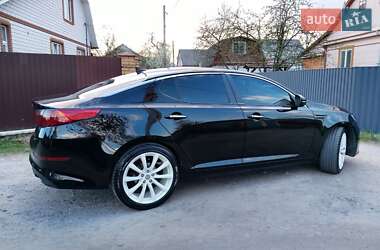 Седан Kia K5 2013 в 