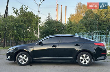 Седан Kia K5 2013 в 