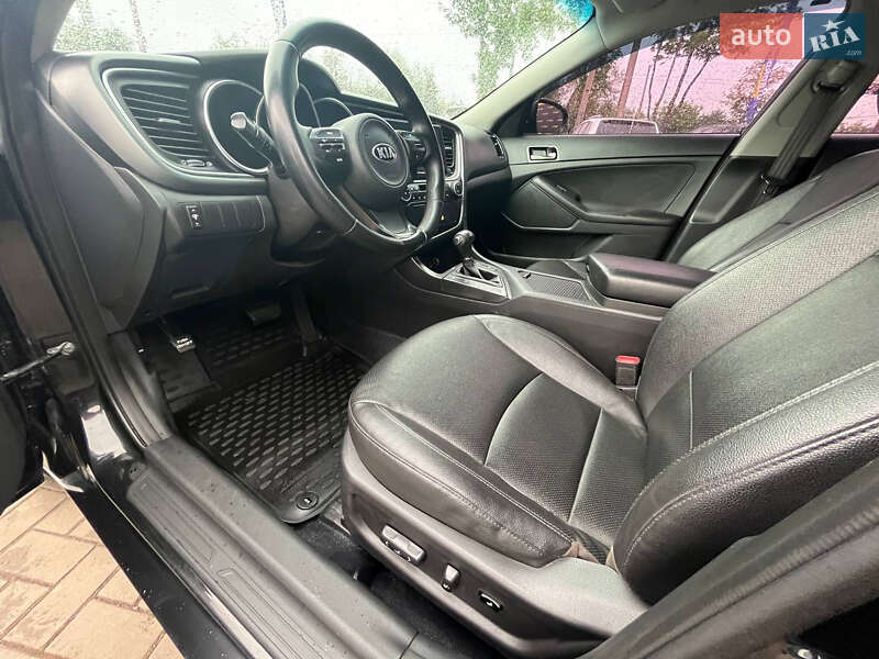 Седан Kia K5 2014 в Кривом Роге