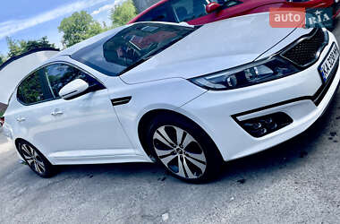 Седан Kia K5 2014 в Києві