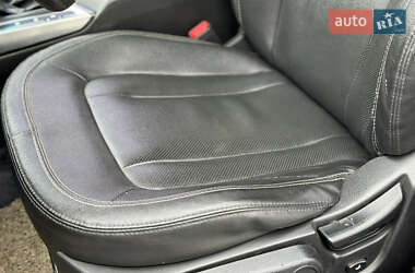 Седан Kia K5 2012 в 