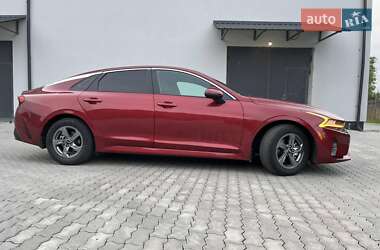 Седан Kia K5 2021 в 