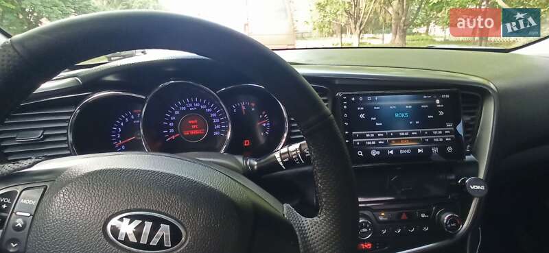 Седан Kia K5 2012 в Полтаве