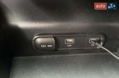 Седан Kia K5 2021 в 