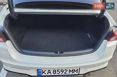 Седан Kia K5 2020 в 