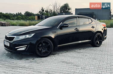 Седан Kia K5 2010 в 