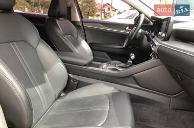 Седан Kia K5 2020 в 