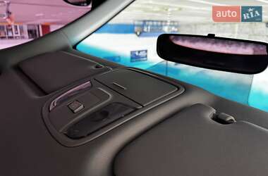Седан Kia K5 2015 в 