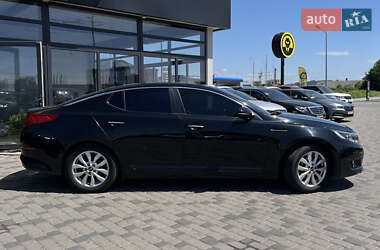 Седан Kia K5 2014 в 