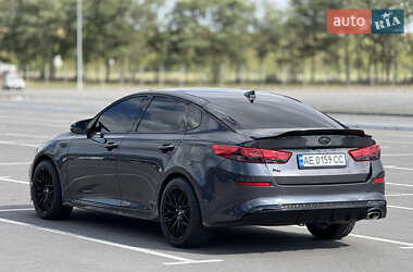 Седан Kia K5 2019 в 