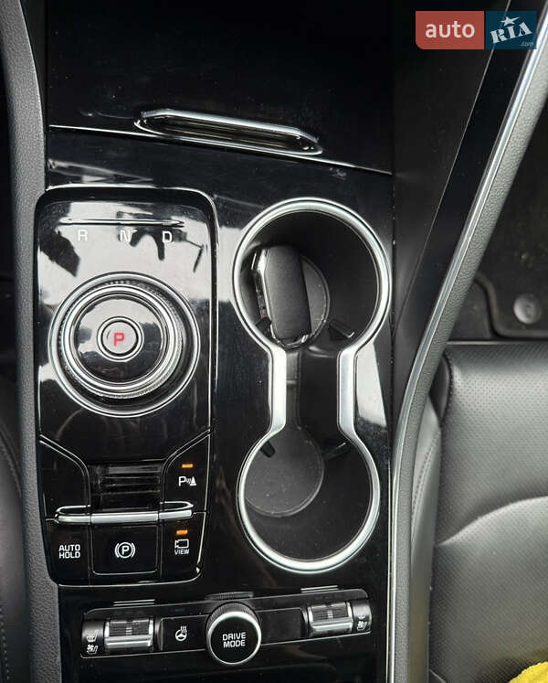 Седан Kia K5 2020 в Виннице