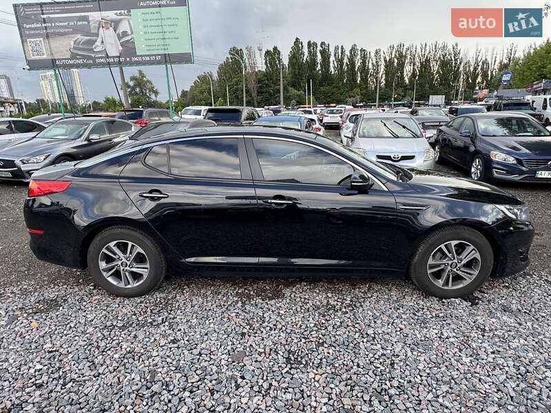 Седан Kia K5 2014 в Києві
