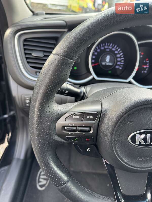 Седан Kia K5 2014 в Києві