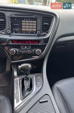 Седан Kia K5 2014 в 