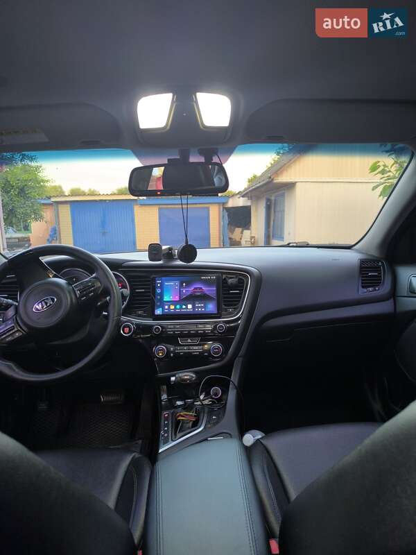 Седан Kia K5 2015 в Ставищі