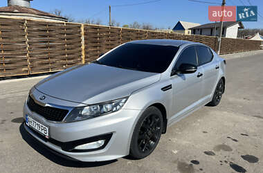 Седан Kia K5 2012 в 