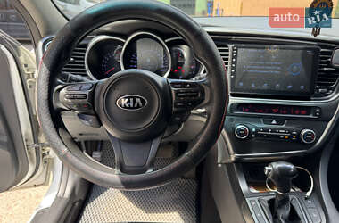 Седан Kia K5 2013 в 