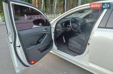 Седан Kia K5 2014 в 