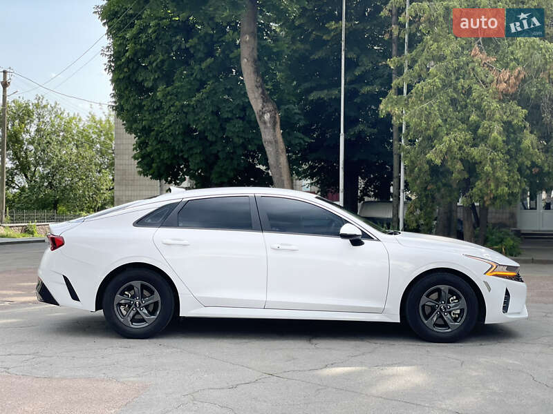 Седан Kia K5 2021 в Житомирі