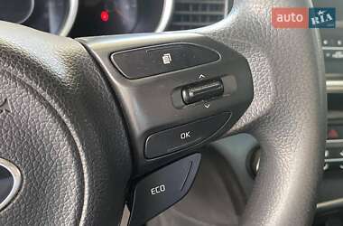Седан Kia K5 2014 в 