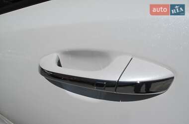Седан Kia K5 2017 в 