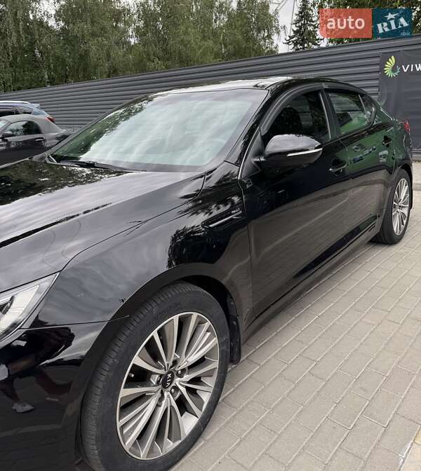 Седан Kia K5 2013 в Киеве