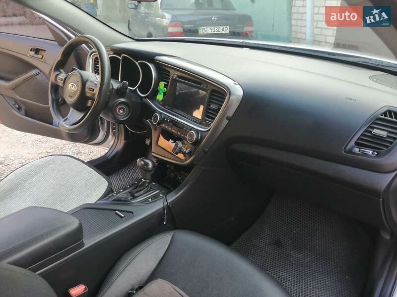 Седан Kia K5 2014 в Первомайске