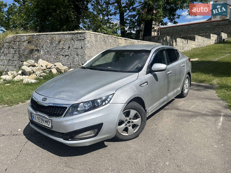 Kia K5 2012