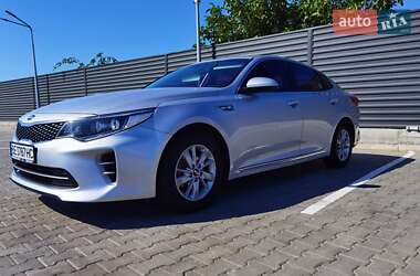 Седан Kia K5 2016 в Николаеве