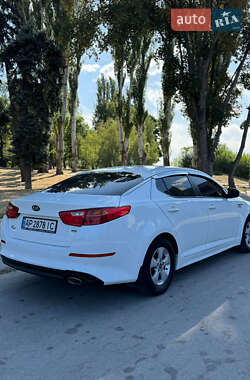 Седан Kia K5 2014 в 