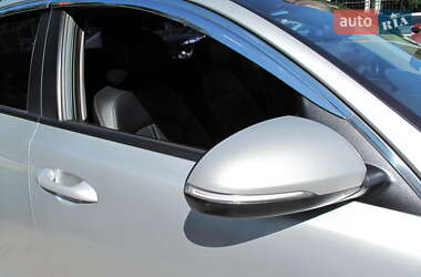 Седан Kia K5 2016 в 