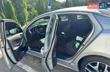 Седан Kia K5 2013 в 