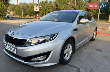 Седан Kia K5 2013 в Запорожье