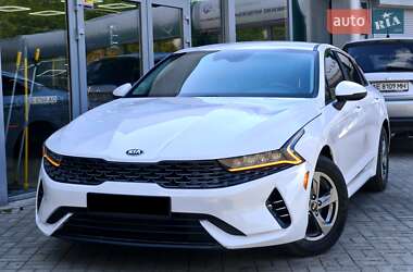 Седан Kia K5 2020 в 