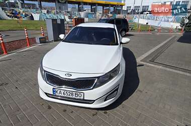 Седан Kia K5 2014 в Києві
