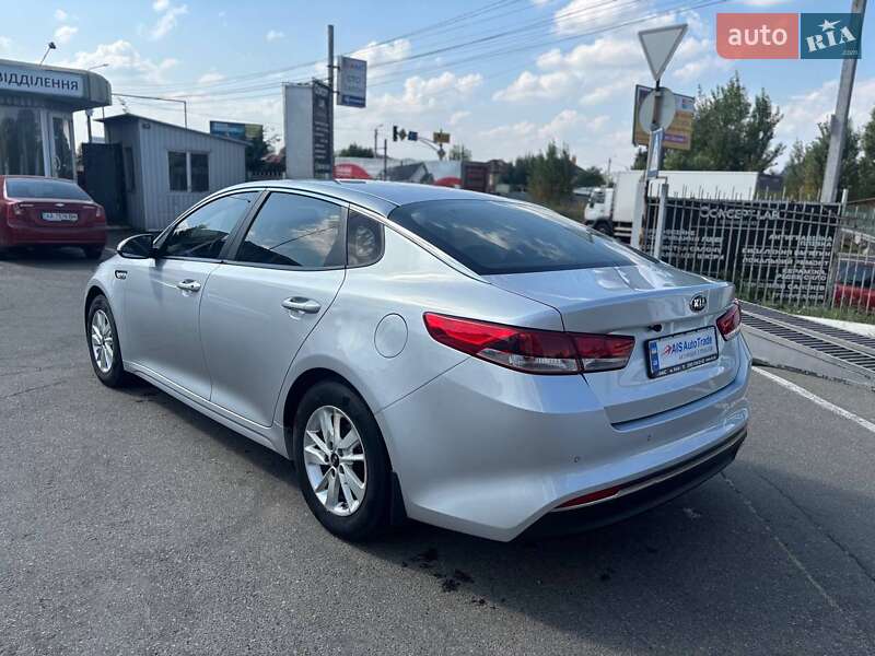 Седан Kia K5 2017 в Києві