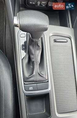 Седан Kia K5 2015 в 