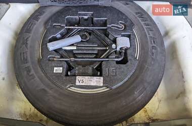 Седан Kia K5 2010 в 
