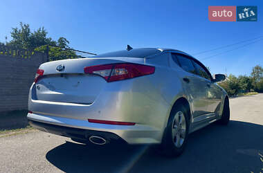 Седан Kia K5 2013 в 