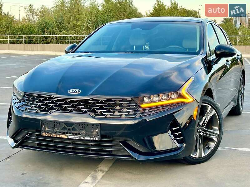 Седан Kia K5 2020 в Киеве