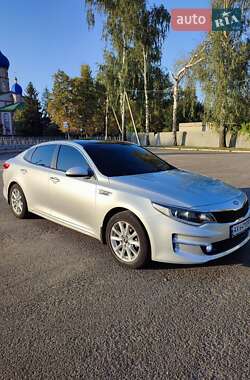 Седан Kia K5 2016 в Первомайске
