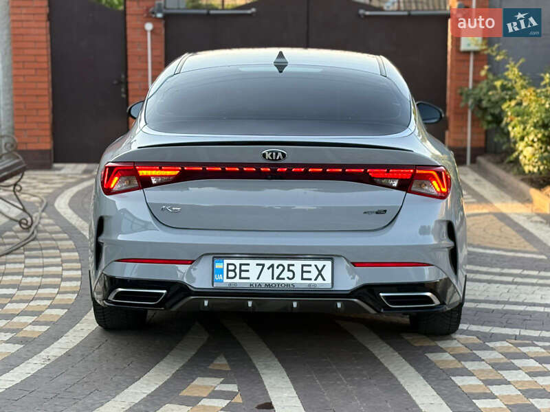 Седан Kia K5 2021 в Николаеве