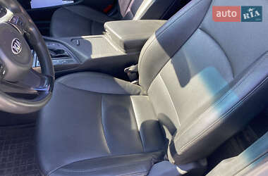 Седан Kia K5 2014 в 