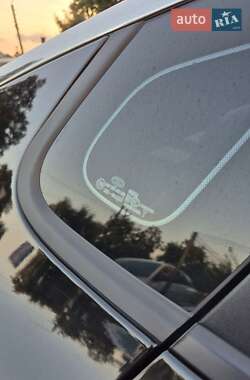 Седан Kia K5 2017 в 