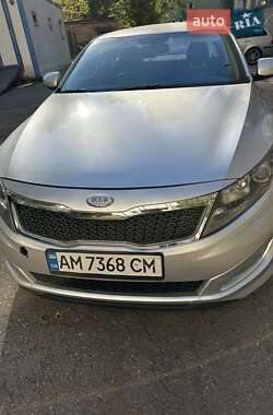 Седан Kia K5 2012 в 