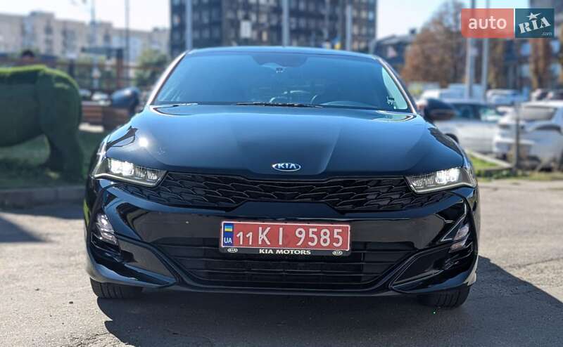 Седан Kia K5 2021 в Киеве