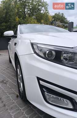 Седан Kia K5 2013 в 