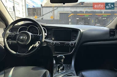 Седан Kia K5 2014 в 