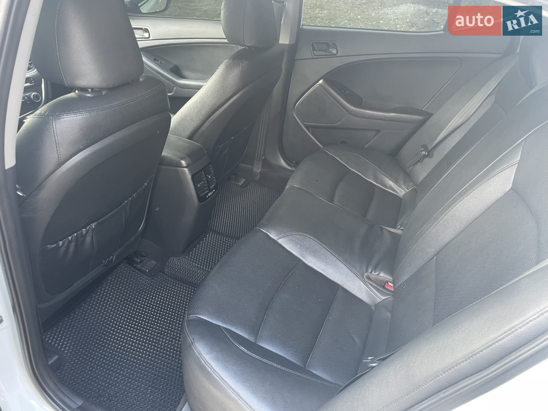 2014 Kia K5 - мініатюра 15